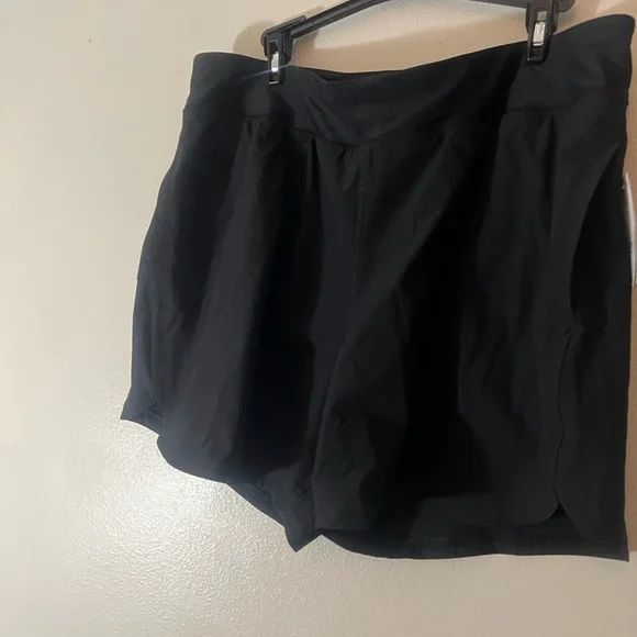 Land’s End Women's Black Swim Shorts w/ briefs Sz 14-16 - Picture 9 of 9